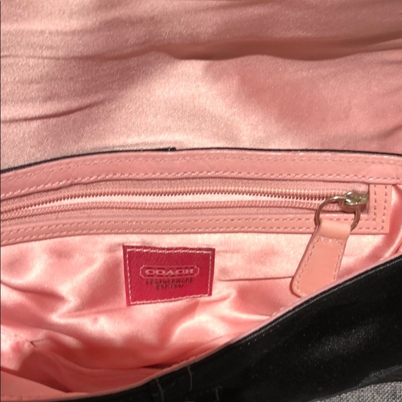 Coach clutch - Picture 4 of 5